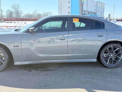 Used 2023 Dodge Charger R/T w/ Blacktop Package image 6
