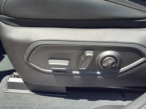 Used 2023 Jeep Grand Cherokee L Laredo AWD/4WD image 10