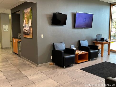 Certified 2024 Mercedes-Benz CLE 300 4MATIC Coupe image 31