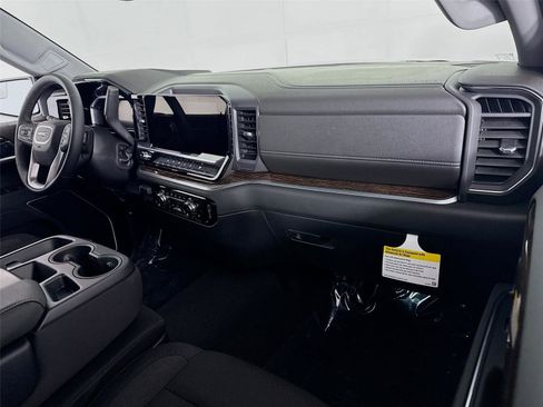 New 2026 GMC Sierra 1500 SLE AWD/4WD image 21