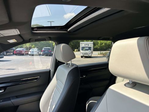 Certified 2025 Honda CR-V Sport Touring image 10