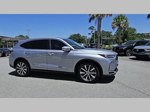Certified 2026 Acura MDX w/ Technology Package FWD image 29