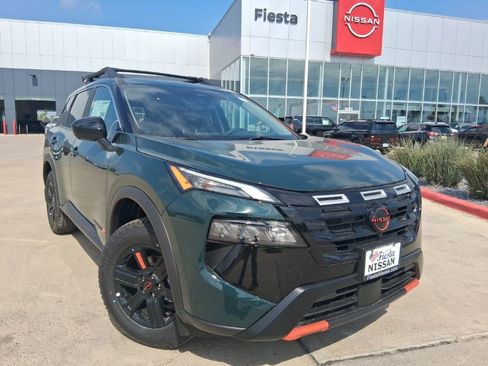 New 2026 Nissan Rogue SV AWD/4WD image 1