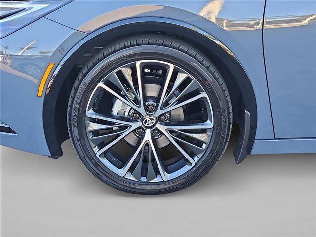 New 2027 Toyota Prius Limited w/ Limited Premium Package FWD image 10