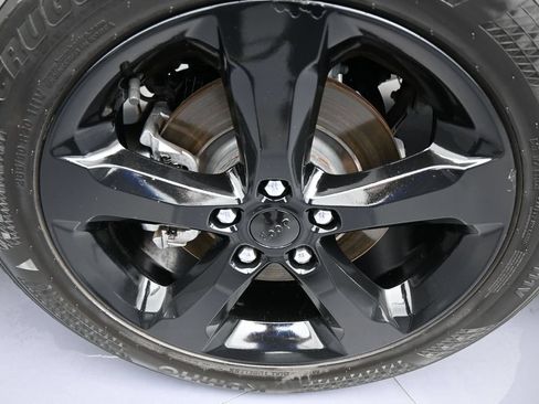 Used 2022 Jeep Grand Cherokee L Laredo RWD image 44