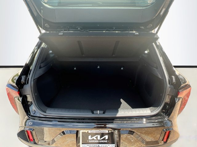 New 2026 Kia K4 GT-Line w/ GT-Line Premium Package FWD image 27