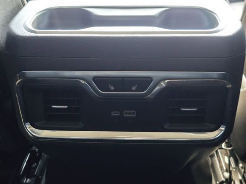 Used 2024 Chevrolet Silverado 1500 LTZ w/ Technology Package AWD/4WD image 31