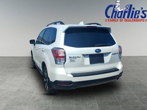 Used 2018 Subaru Forester 2.5i Premium w/ All-Weather Package AWD/4WD image 5