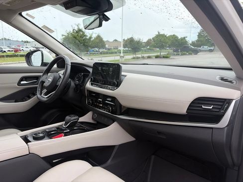 Used 2023 Nissan Rogue SL w/ SL Premium Package AWD/4WD image 31
