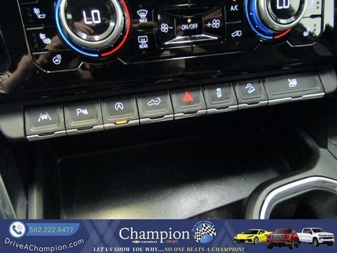 Used 2024 GMC Sierra 1500 Denali AWD/4WD image 46