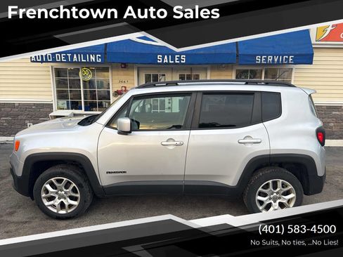 Used 2017 Jeep Renegade Latitude AWD/4WD image 1
