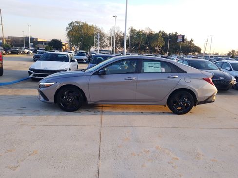 New 2026 Hyundai Elantra Sport image 4