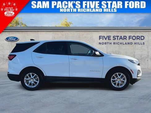 Used 2024 Chevrolet Equinox LS w/ LS Convenience Package image 10