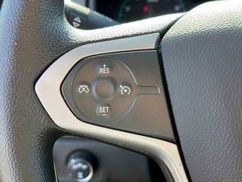 Used 2022 Chevrolet Colorado W/T w/ Custom Special Edition image 17