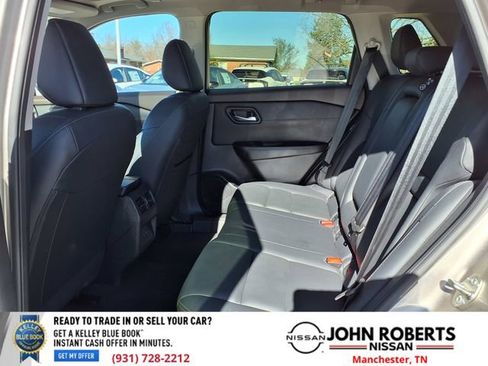 Used 2023 Nissan Rogue SL image 9