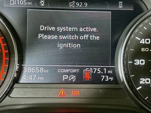 Used 2023 Audi Q5 2.0T Premium w/ Convenience Package AWD/4WD image 19
