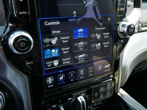 Used 2021 RAM 1500 Limited w/ Trailer Tow Group AWD/4WD image 32