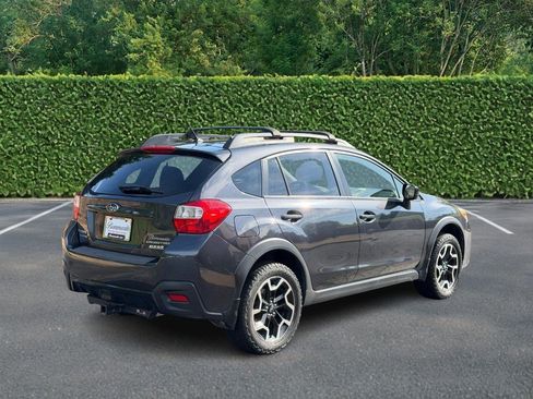 Used 2016 Subaru Crosstrek 2.0i Premium w/ Moonroof Package AWD/4WD image 3