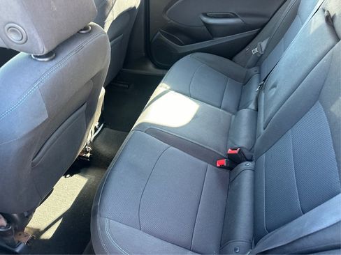 Used 2017 Chevrolet Cruze LT w/ Convenience Package FWD image 12