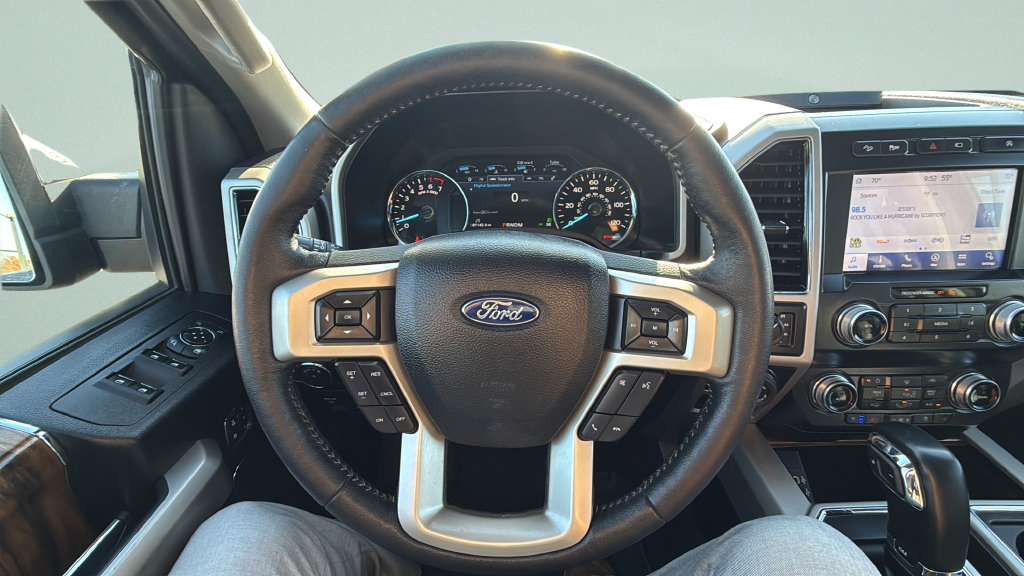 Certified 2019 Ford F150 Lariat w/ Equipment Group 502A Luxury AWD/4WD image 22