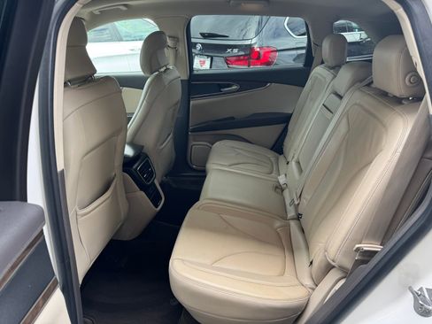 Used 2016 Lincoln MKX Reserve w/ Technology Package AWD/4WD image 15