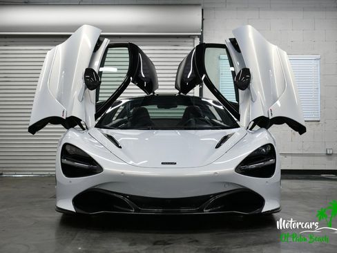 Used 2018 McLaren 720S RWD image 20