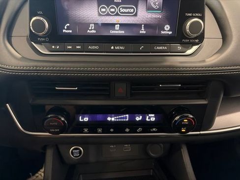 Certified 2023 Nissan Rogue SV AWD/4WD image 23