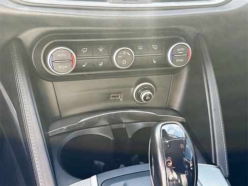 Used 2018 Alfa Romeo Stelvio Sport w/ Quick Order Package 22J Sport image 17