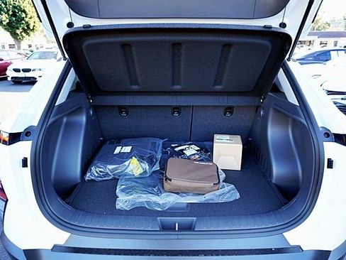 New 2026 Hyundai Kona SEL Premium image 16