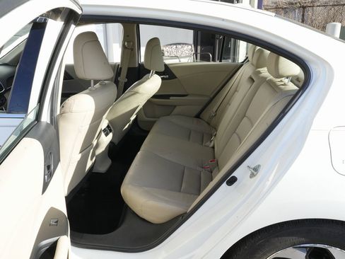 Used 2016 Honda Accord EX-L image 28