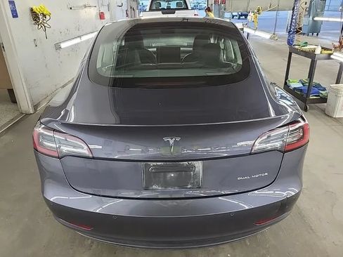 Used 2022 Tesla Model 3 Long Range AWD/4WD image 3