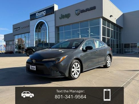 Used 2024 Toyota Corolla LE image 1