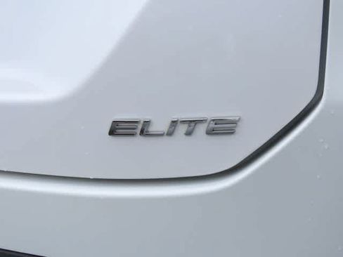 Certified 2023 Honda Pilot Elite image 8