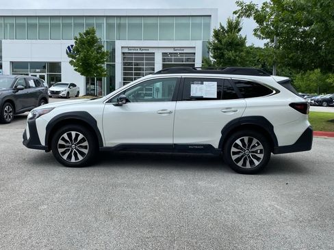 Used 2024 Subaru Outback Limited AWD/4WD image 4