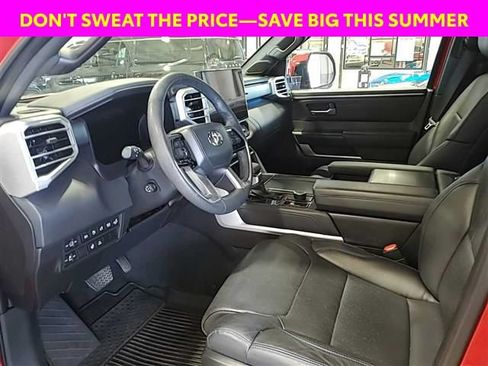 Used 2024 Toyota Sequoia Platinum AWD/4WD image 4