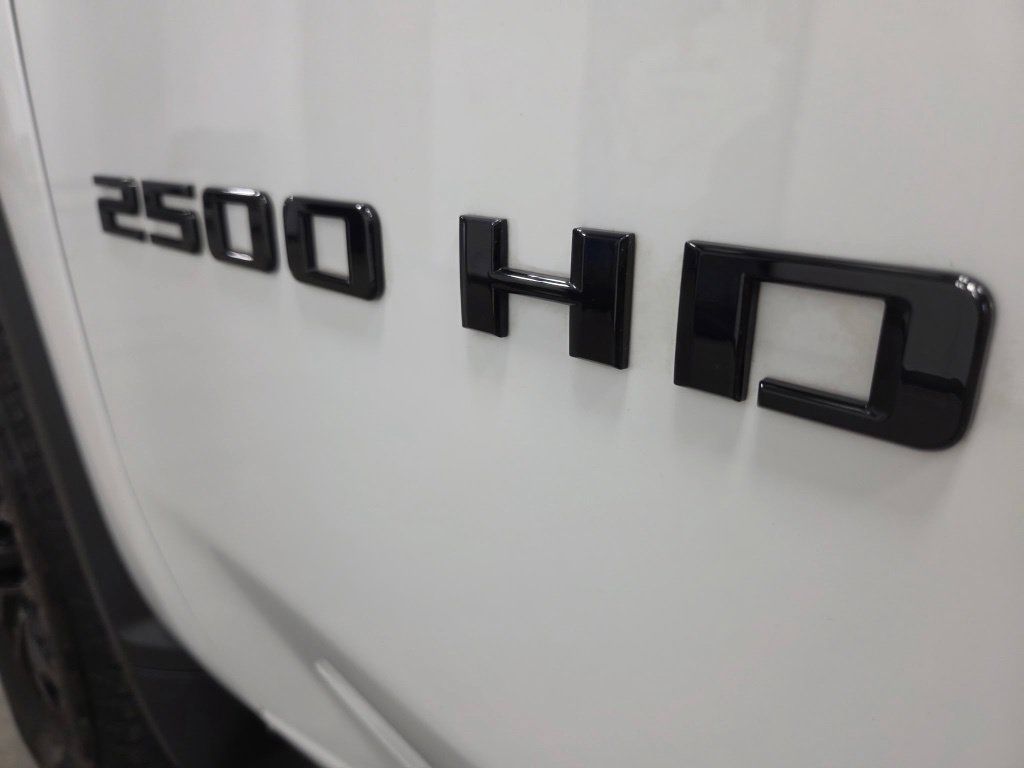 Used 2025 Chevrolet Silverado 2500 LT w/ Trail Boss Package AWD/4WD image 21