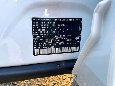 New 2026 Volkswagen Tiguan SEL R-Line image 17