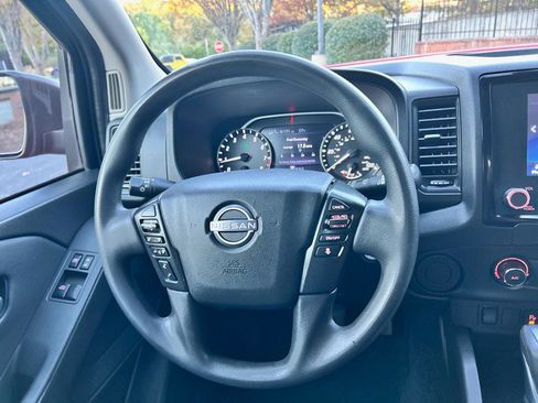 Used 2022 Nissan Frontier S w/ Technology Package image 31