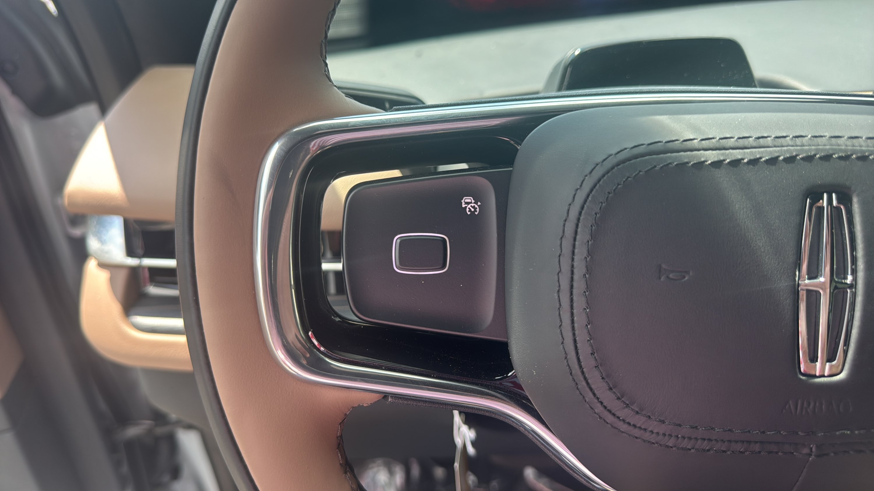 New 2026 Lincoln Navigator Black Label AWD/4WD image 13