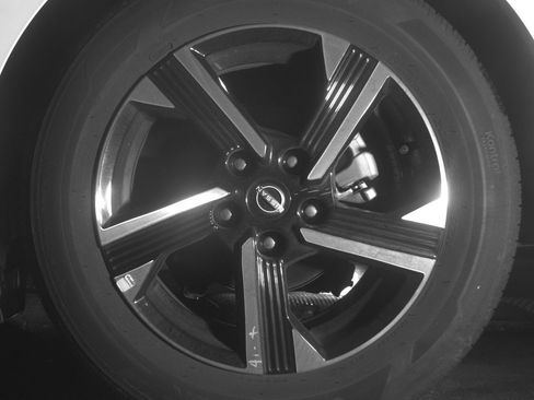 Used 2025 Nissan Sentra SV FWD image 13