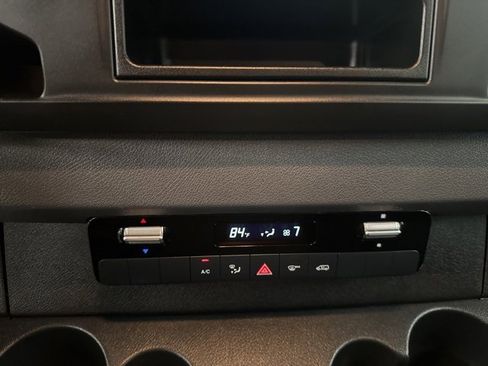 Used 2021 Mercedes-Benz Sprinter 2500 image 15