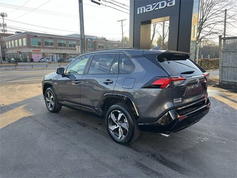 Used 2024 Toyota RAV4 SE w/ Weather & Moonroof Package image 6