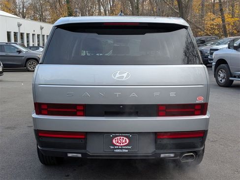 Used 2024 Hyundai Santa Fe SE image 4