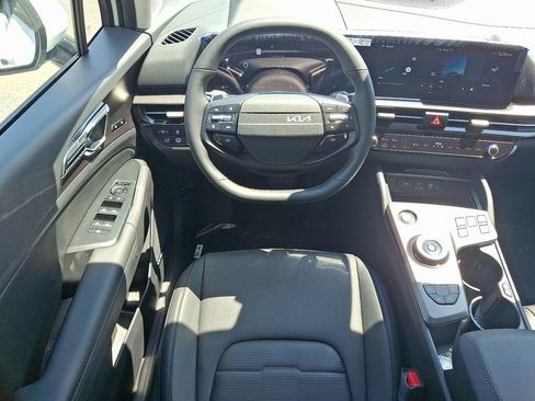 New 2026 Kia Sportage SX Prestige image 11