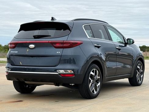 Used 2022 Kia Sportage EX image 8