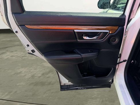 Used 2017 Honda CR-V Touring image 25