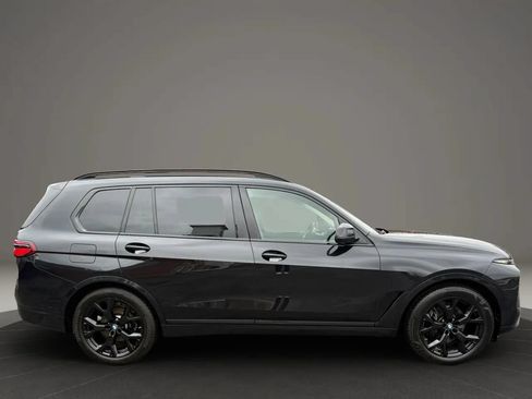 Used 2024 BMW X7 xDrive40i w/ Premium Package AWD/4WD image 5