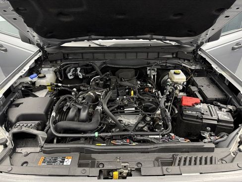 Used 2024 Ford Bronco Big Bend image 8