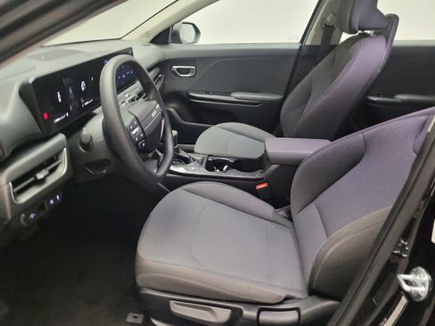 Used 2025 Kia K4 FWD image 17