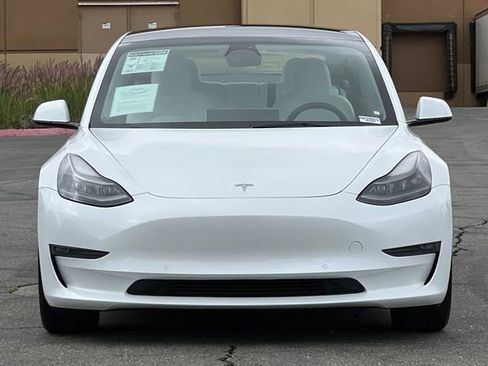 Used 2022 Tesla Model 3 Long Range AWD/4WD image 10